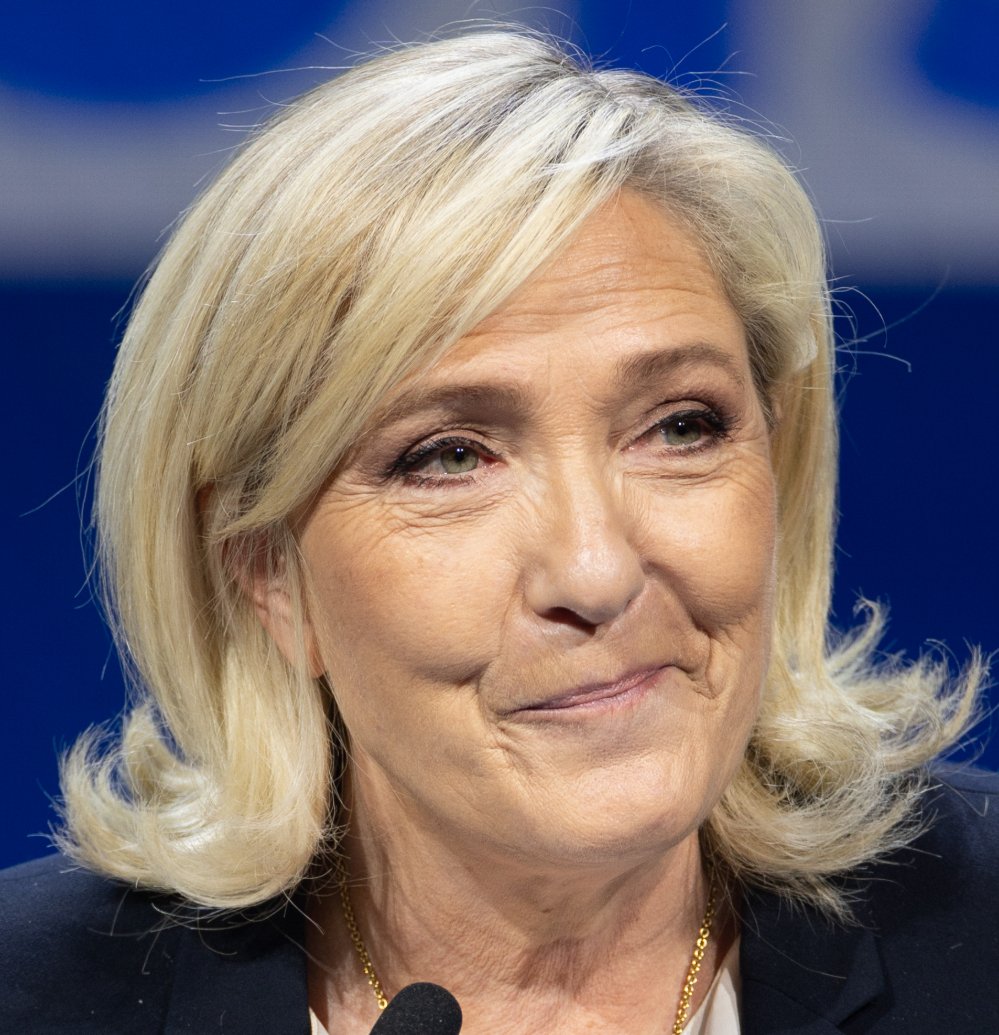 Glupatate's tweet image. 🔴 ALERTE INFO | Le RN et le PS viennent de voter CONTRE un amendement sur la gratuité totale des parkings d'hôpitaux.