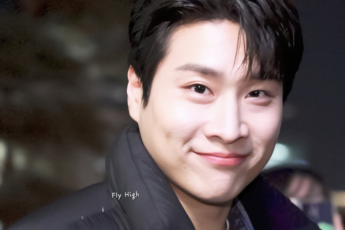 열린 음악회 퇴근길
딱 내 카메라 봐 줘서 놀람😱
#김지훈 #리베란테