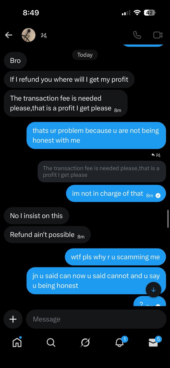 _mylightexo's tweet photo. anyone knows if this guy @sins0_ is a scam? He told me the ticket was rm 500. After transferring, he said he needed another rm150for transaction fee. 

Anyone pls help😭🥹🥹

#DAY6inKL #TheDECADEinKL #day6 https://t.co/w7HTxPXQNo