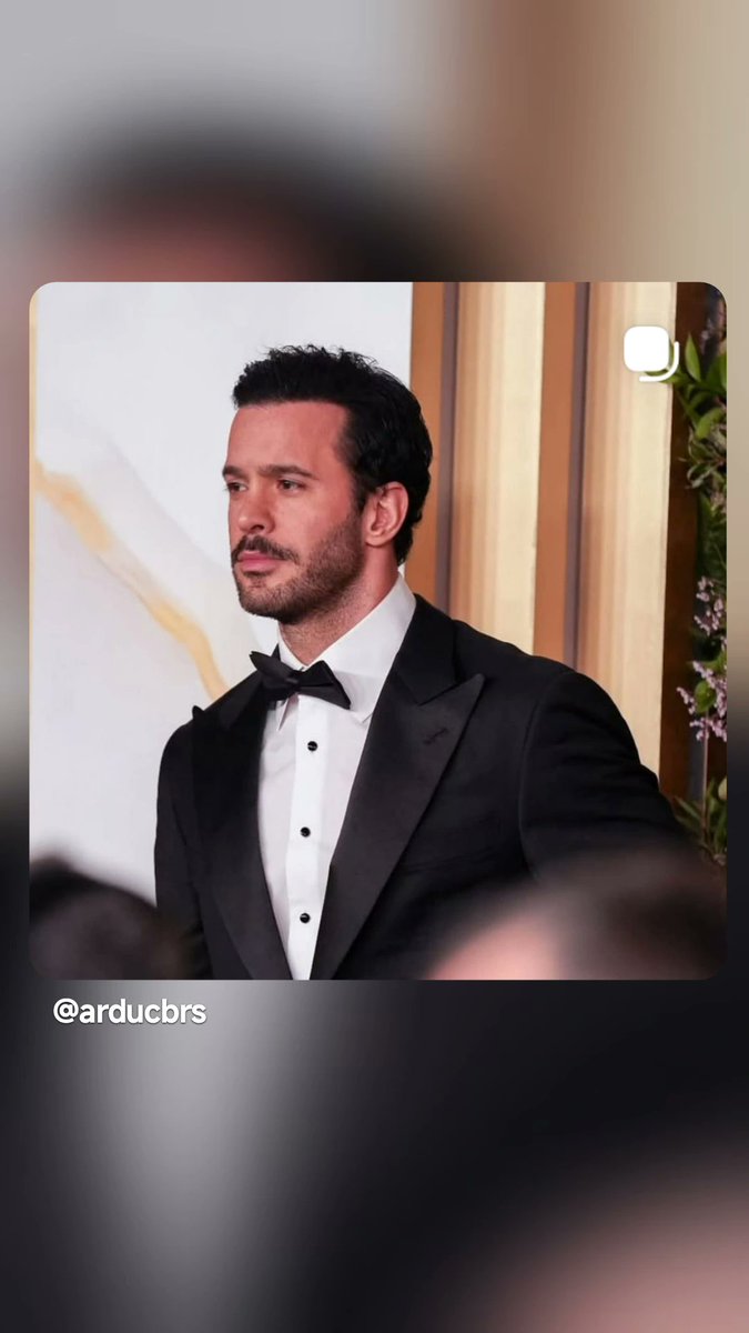 LupucaMariana's tweet photo. @turkishtvpolls #BarışArduç 🖤💫🖤11079 https://t.co/YLNwbkVjiY