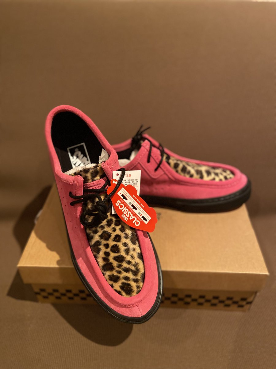 みんなのサタン 自分のご褒美に VANSのスニーカー 56歳にもなってまたまた派手な色