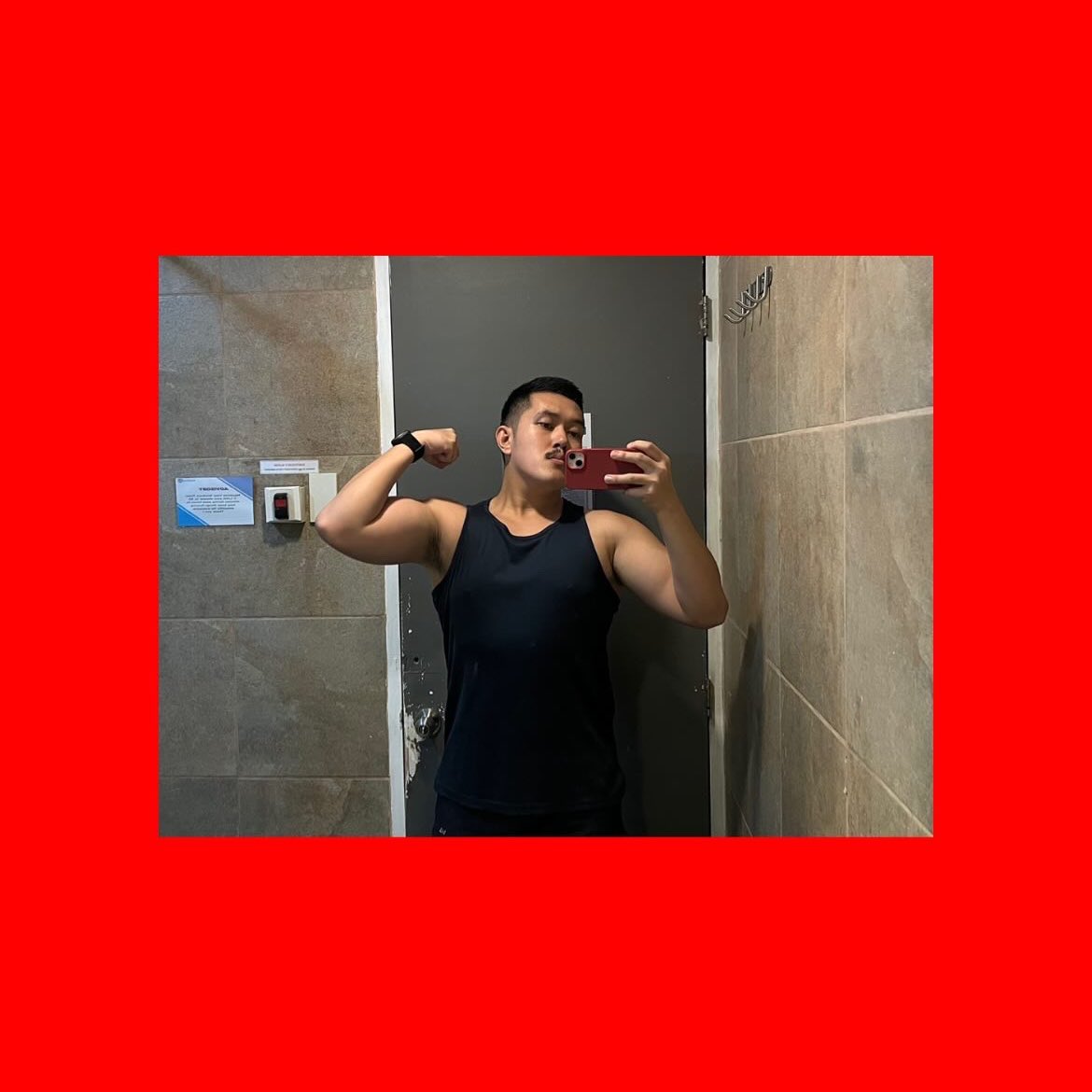 upper body day 😭🫵🏻