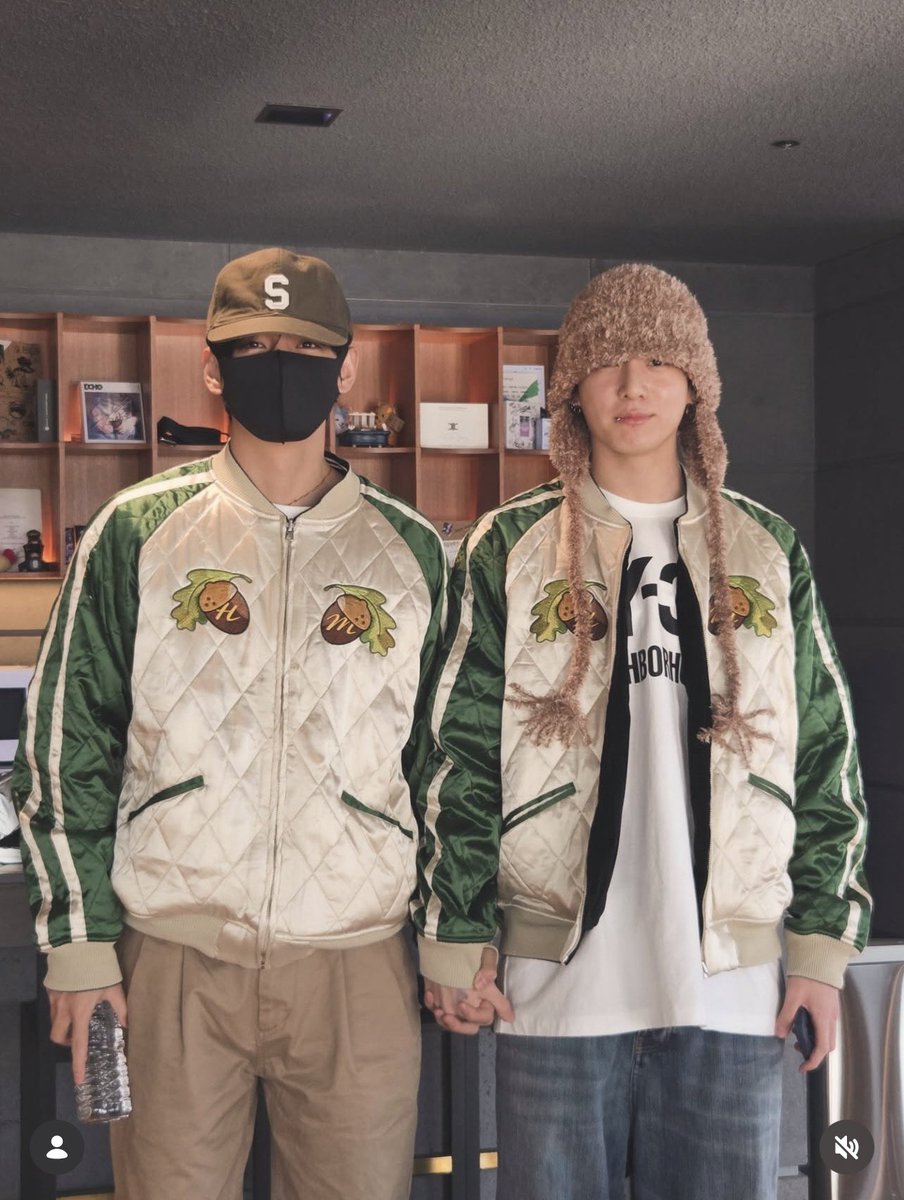 googiejar's tweet image. TAEKOOK. 🥺