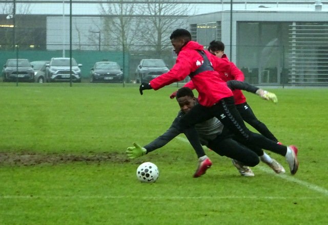 4VAsiempre tweet media