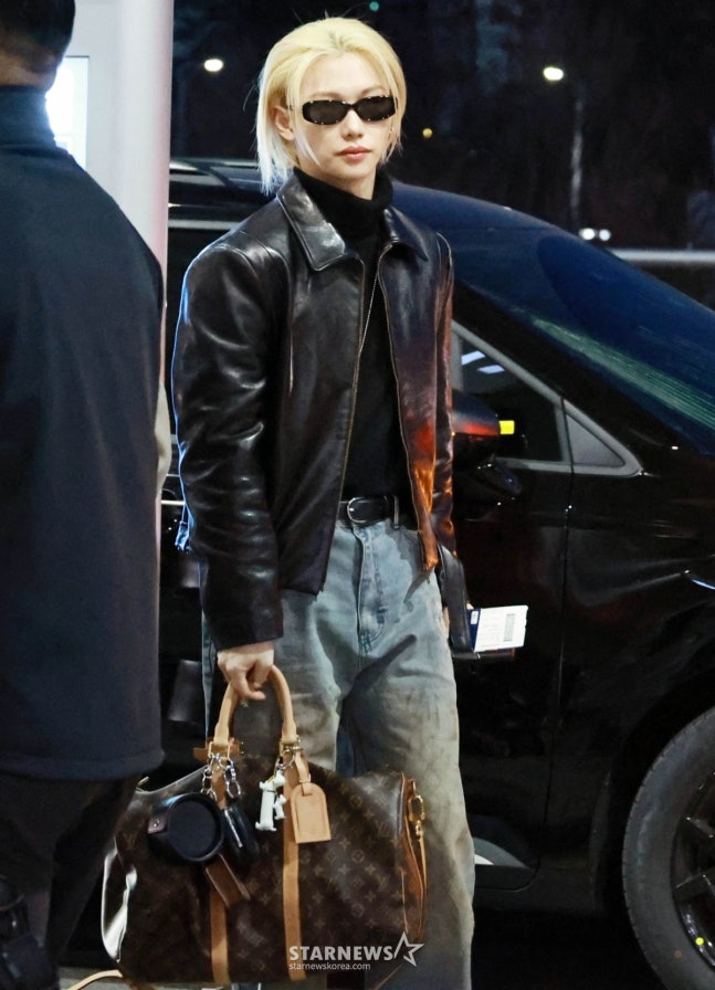 LEAMOX115856's tweet photo. @RNX__news Divine #FELIX #FelixxLouisVuitton
#noirer #AnderssonBell https://t.co/1LMkXEy3fA