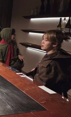his hair 😭😭