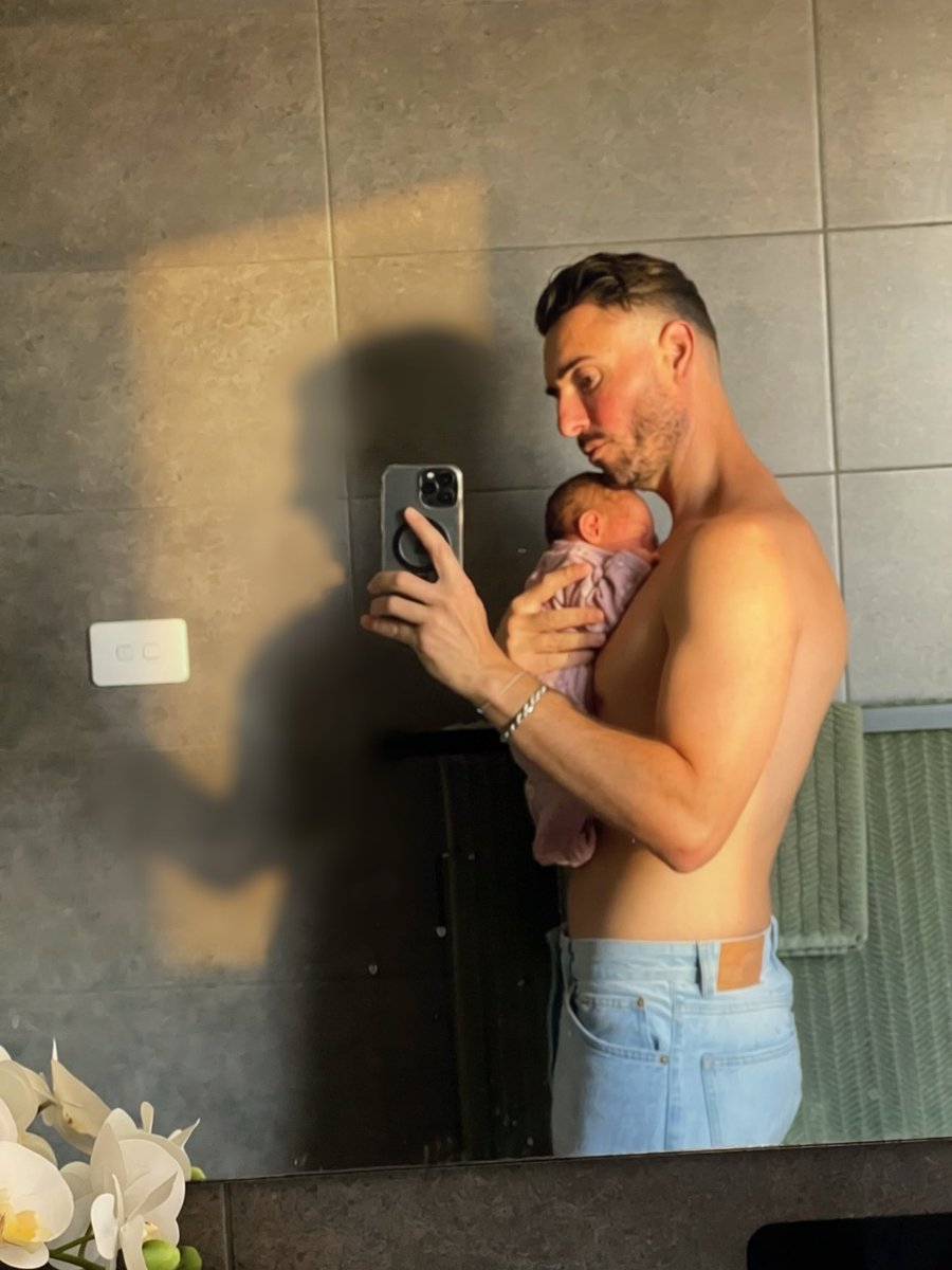 Faydee's tweet photo. She’s here and she’s perfect 🙏🏼 🥹 
Mya Florence 💕🐣
23.01.2026 https://t.co/JrgVeqfhq9