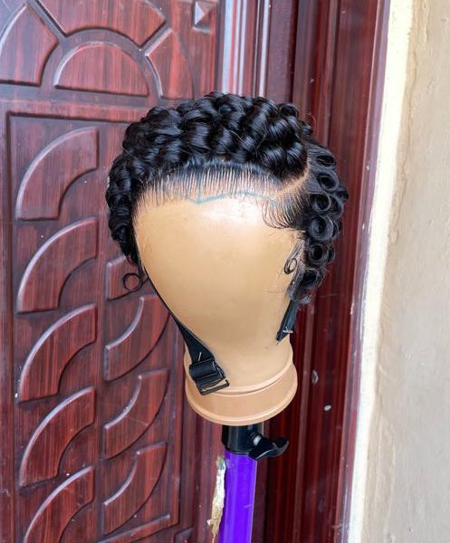 tall glass of wine 🍷 tweet media