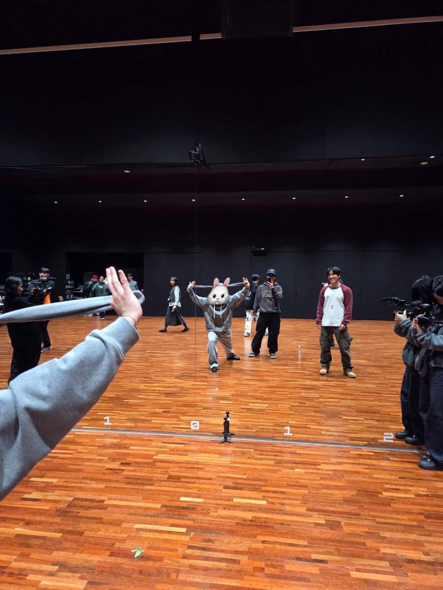 📸 INSTAGRAM

J-Hope post