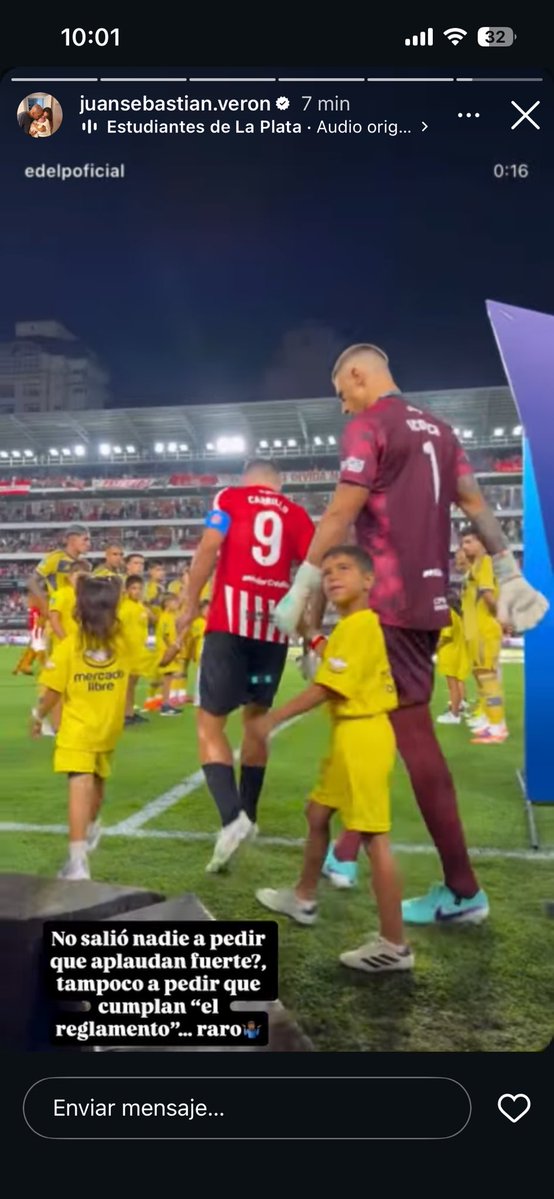 APLAUDAN Y FUERTE.

Hacelos concha Juan Sebastián Veron.