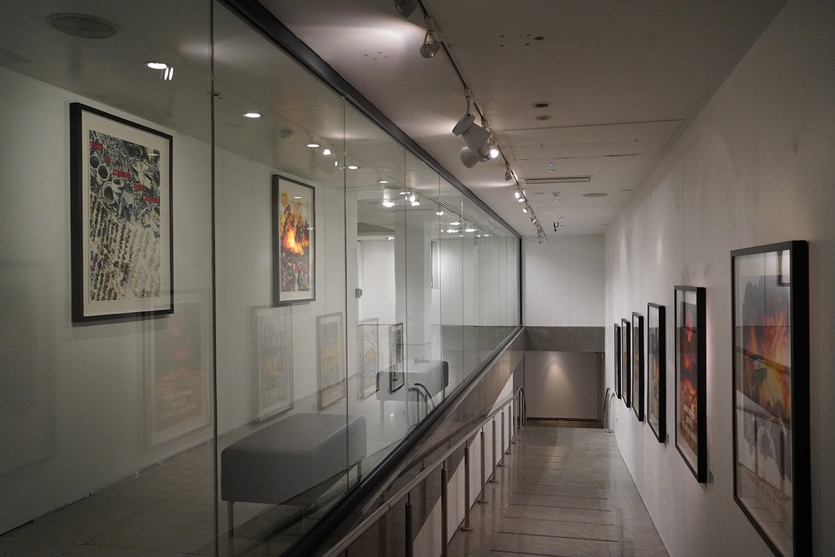 P21 Gallery tweet media