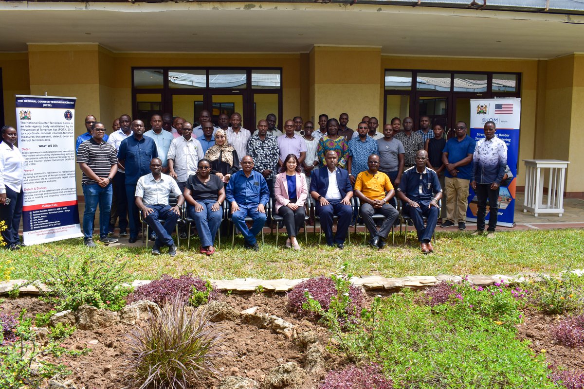 NCTC_Kenya's tweet image. .@IOMKenya joined @NCTC_Kenya and @lapsset in convening border management agencies from the LAPSSET Trade Corridor to develop recommendations aimed at curbing violent extremism and preventing the proliferation of #SALW, while enhancing legitimate trade along the Corridor. 

We…