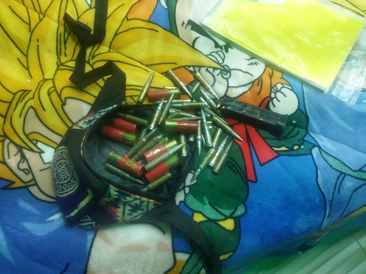 🛑Una mujer fue aprehendida con 67 cartuchos y una alimentadora.
🛑La Policía ejecutó un operativo en #Ambato.
facebook.com/share/p/1JWEh5…