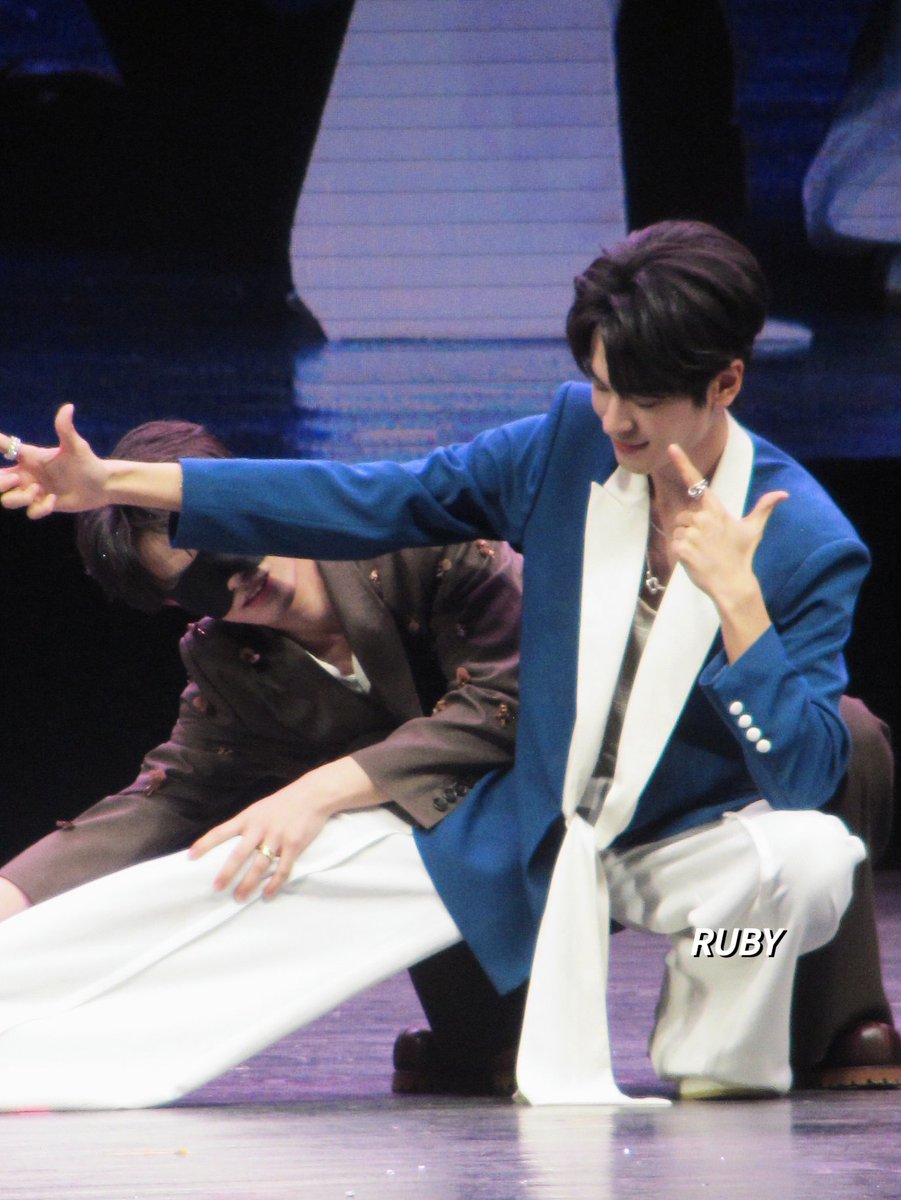 ShenKeRuby's tweet image. 上下其手

#紫陌红尘 #紫陌紅塵 
#張哲旭 #弭金 #旭日流金 
#killtolove #xujin #boyslove #BL