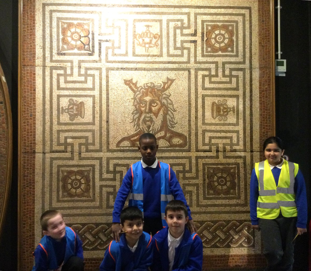 Valence Primary School tweet media