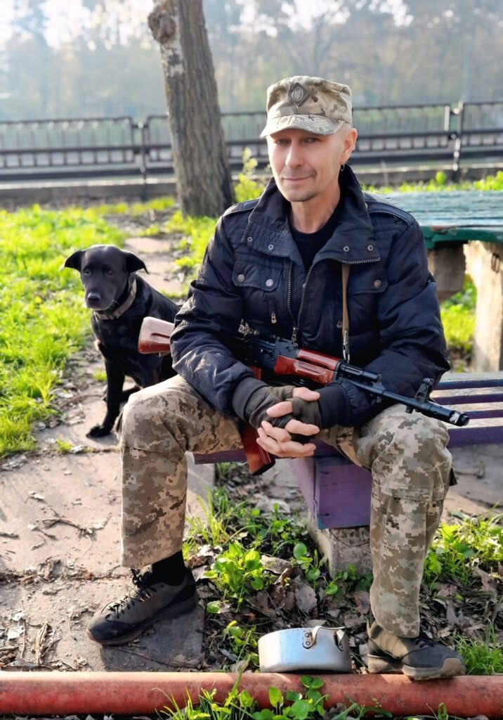 Щодо ситуації з ветераном 158 і 198 батів Сергієм Русіновим і чотирма вбитими на Корсунщині поліцейськими. А також із безпосередньо залученим депутатом Корсунської міськради Віталієм Сторожуком та з місцевими чиновниками нацполіції. Прочитав позиції багатьох осіб - оцінки