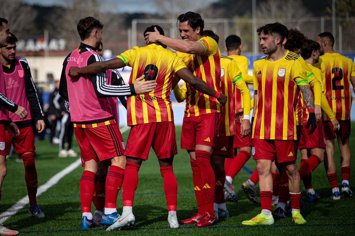 🙌 ¡FINAL DEL ENCUENTRO! ¡FINAL DE LA FASE INTERMEDIA!

Cataluña se clasifica para la siguiente ronda gracias a los goles de Master Omar y Jan González.

🆚 <a href="/FCF_CAT/">Federació Catalana de Futbol</a> - <a href="/futbolaragon/">Real Federación Aragonesa Fútbol</a> I 2-0

#RegionsCup I #CopaRegionesUEFA