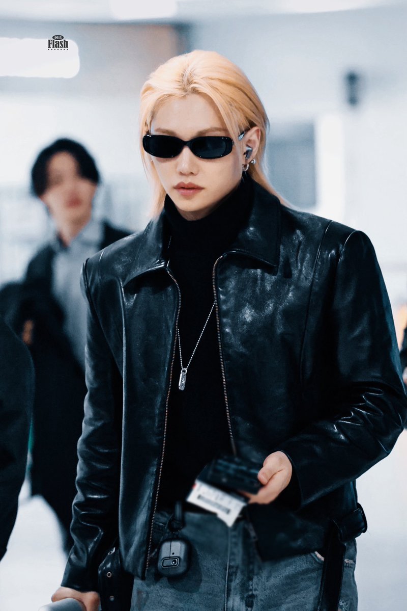 LEAMOX115856's tweet photo. Fascinating #FELIX
Divine #FELIX #FelixxLouisVuitton
#noirer #AnderssonBell https://t.co/gKQFI1syRk