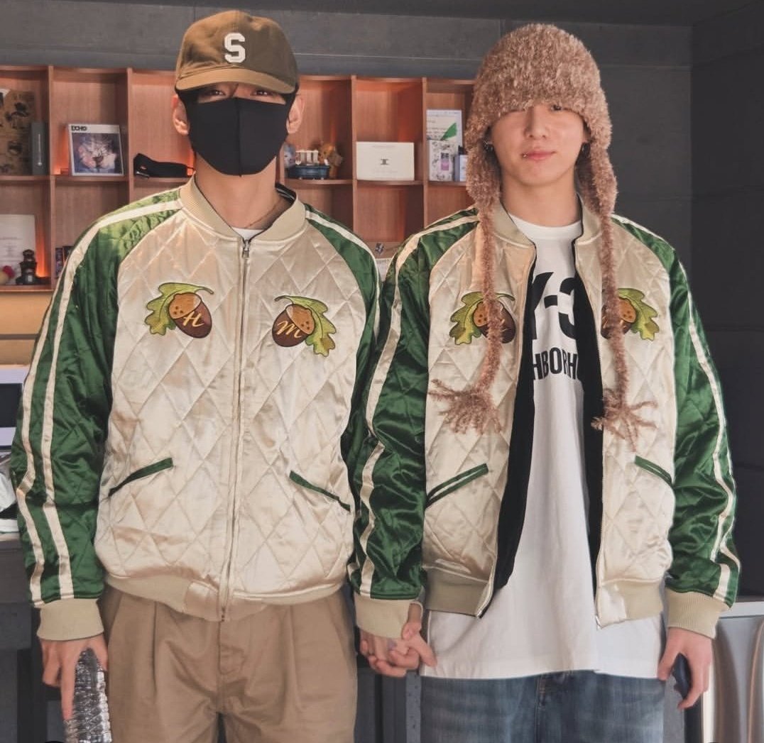 Taekoomania's tweet photo. HOTTEST COUPLE https://t.co/LW4yin2p5B