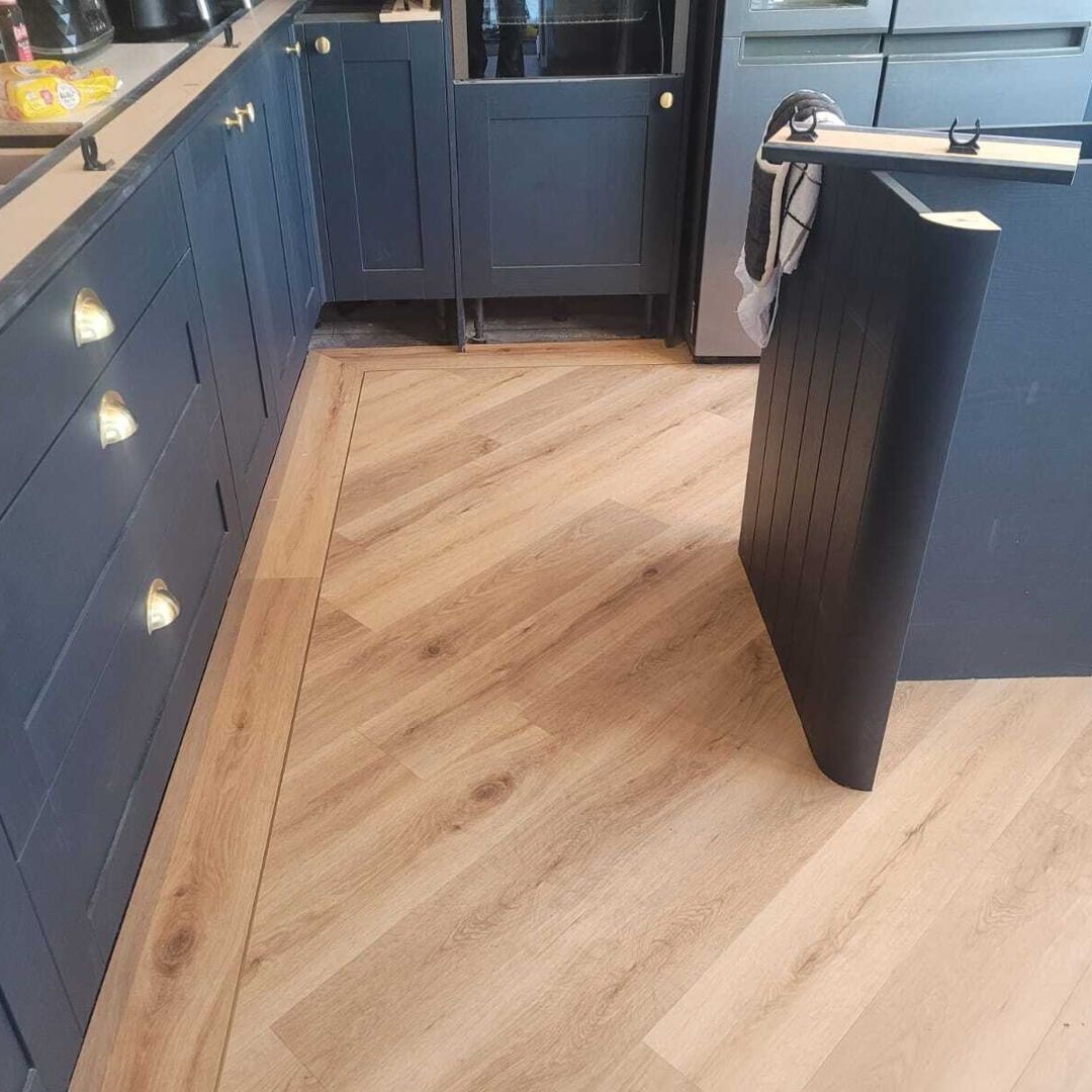 🙋 Your kitchen in need of a little TLC? Look no further! 
⭐ WE HAVE A HUGE RANGE OF FLOORING OPTIONS TO SUIT ANY BUDGET.
Get in touch for your no-obligation quote today. See how much we can save you.

#expertise #experience #carpets #carpetfitting #freemeasuring