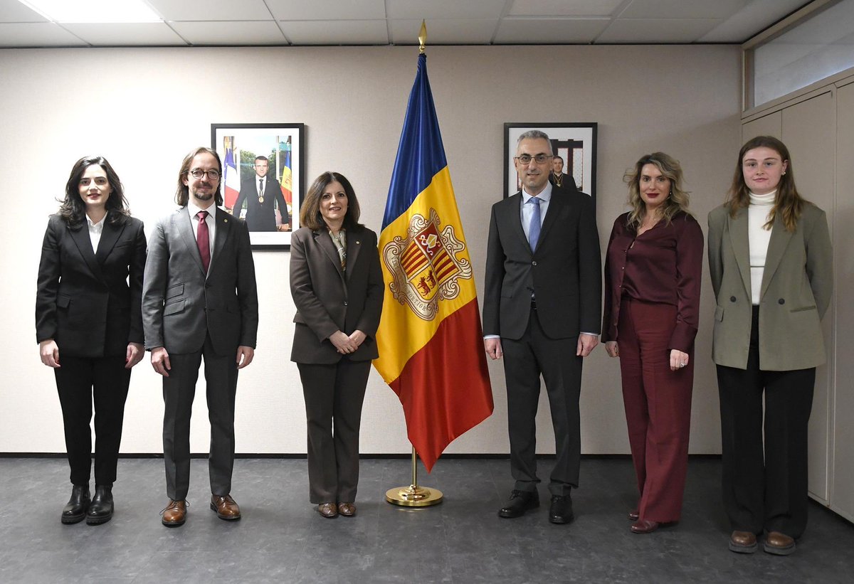 El Embajador M. Ioannou presentó en Andorra las prioridades de la Presidencia 🇨🇾 del <a href="/EUCouncil/">EU Council</a>, bajo el lema “Una unión autónoma, abierta al mundo”. Mantuvo reunión fructífera con <a href="/ImmaTorFaus/">Imma Tor Faus</a> y <a href="/LandryRiba/">landry riba</a>, y fue recibido por el Excmo Cap de <a href="/GovernAndorra/">Govern d'Andorra</a> <a href="/XavierEspot/">Xavier Espot Zamora</a>. #CY26EU