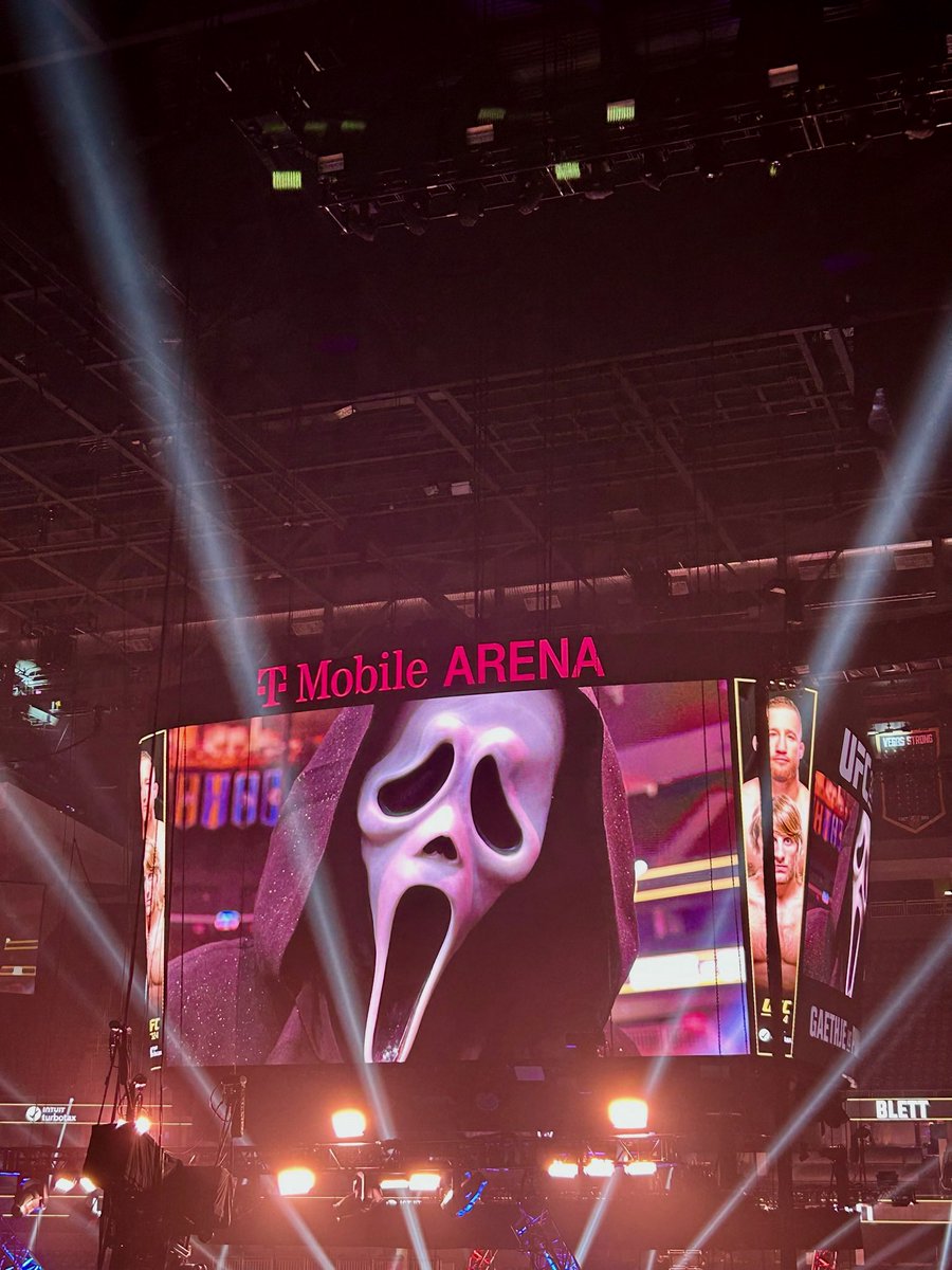 ROCKSTARSSWORLD's tweet image. 