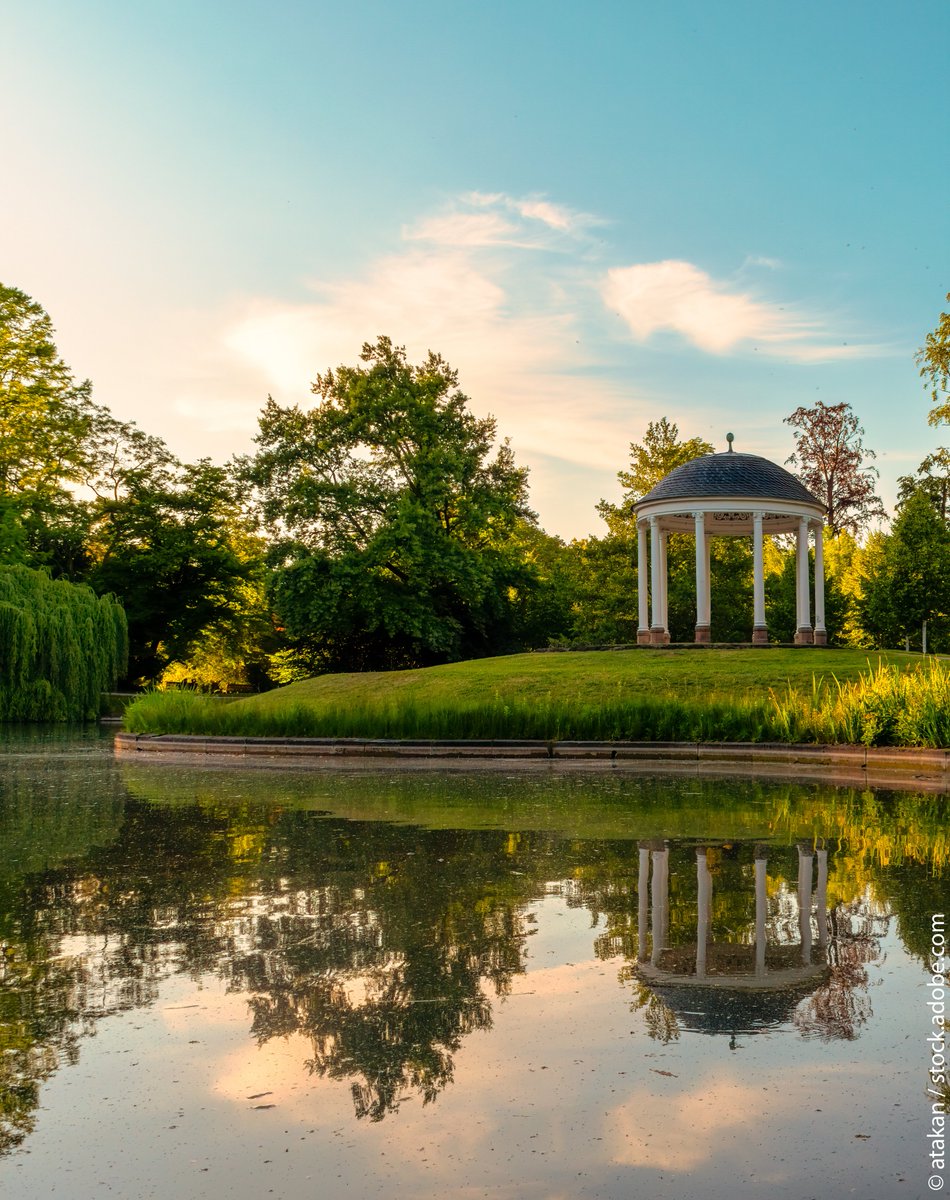 Alsace's tweet image. C'est parti pour le #TOP10 des lieux les plus romantiques de #Strasbourg : bit.ly/TOP-10-Strasbo… #Alsace #VisitAlsace #VisitStrasbourg