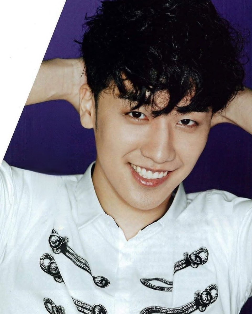 - Happy birthday to Seungri •

May you always be happy, may everything go as you wish, and may you have a smooth life. 💙

#SEUNGRI 
<a href="/ForvictoRi/">Lee seung ri スンリ 이승리</a>