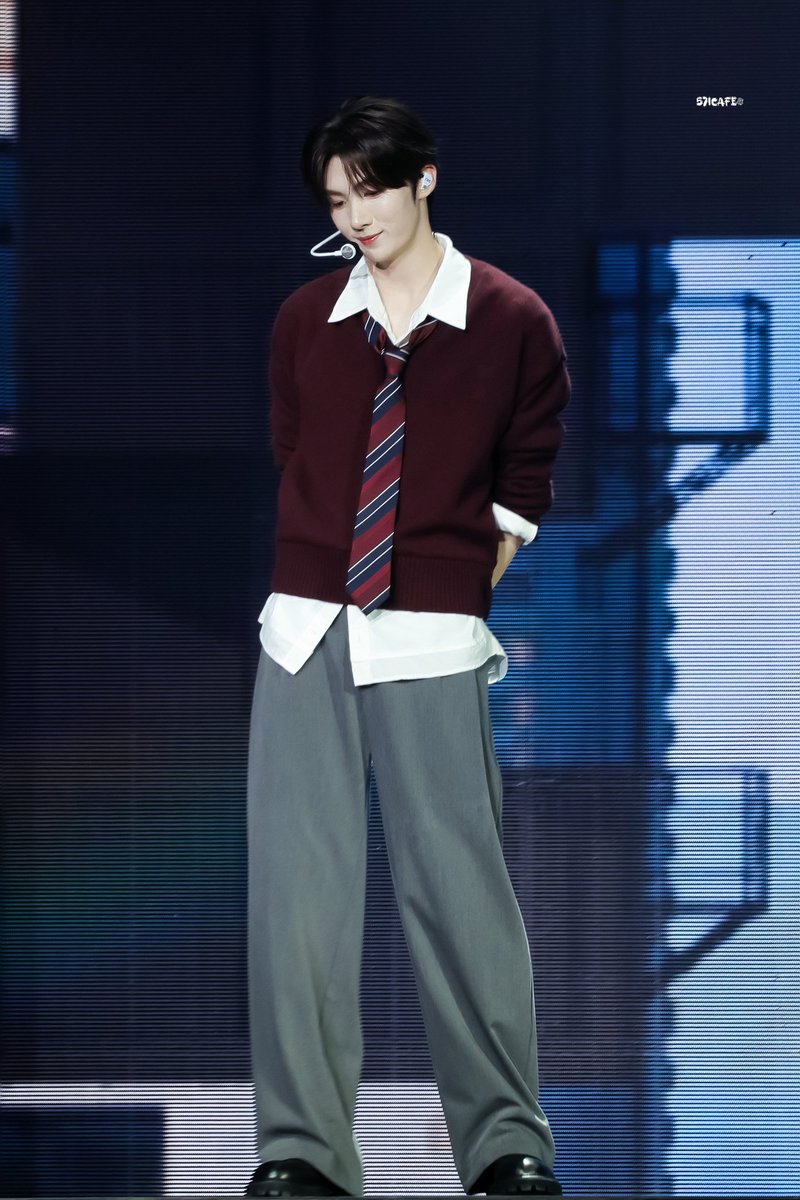 571Cafe's tweet photo. 26.01.25 TWS TOUR in Macau D2

#TWS #투어스 #トゥアス 
#영재 #YOUNGJAE #ヨンジュン https://t.co/aDXlODLqz6