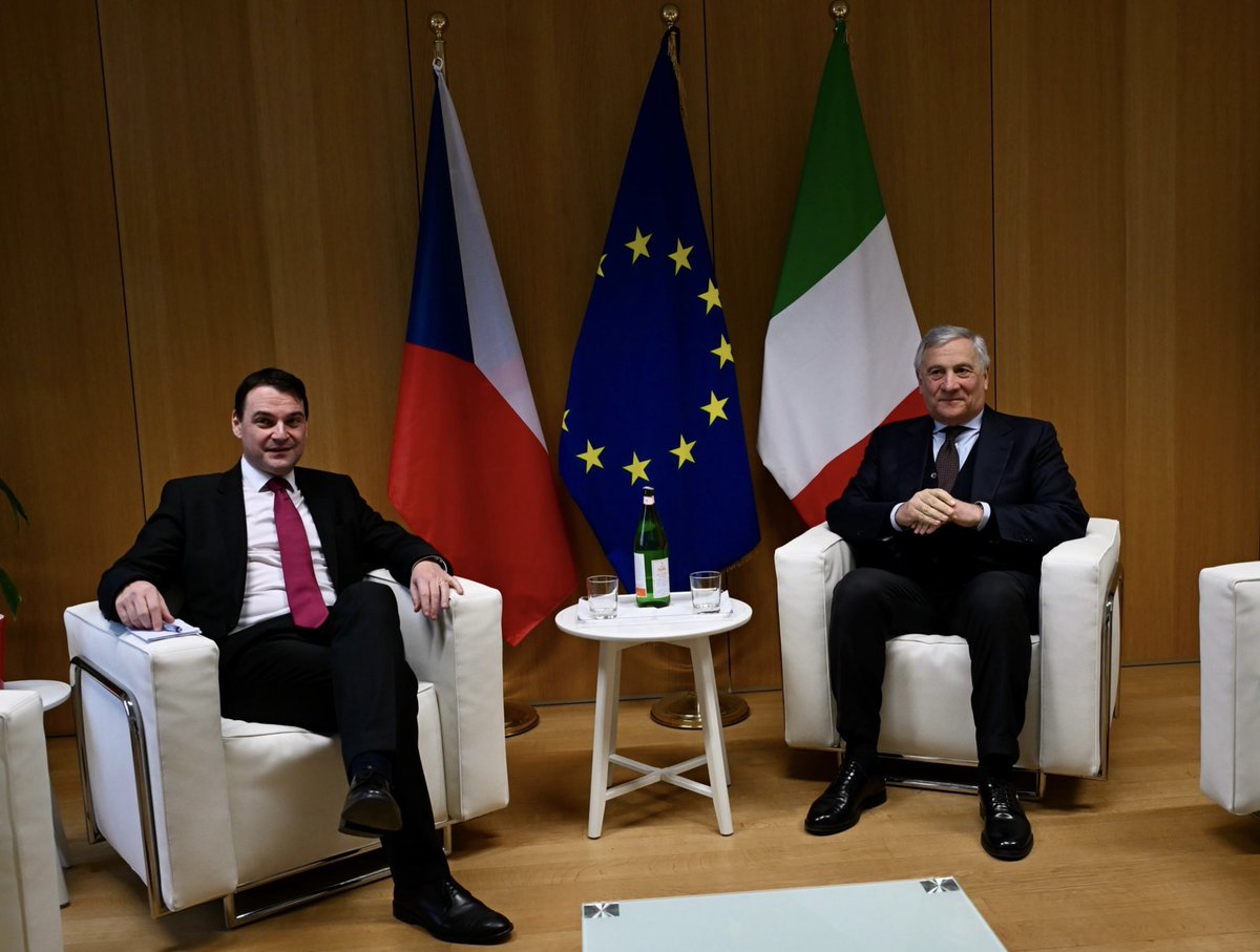 Ministerstvo zahraničních věcí tweet media