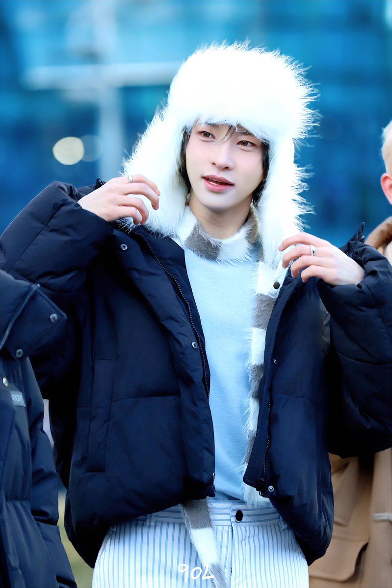 260129 엠카 미팬

#POW #파우 
#HYUNBIN #구현빈