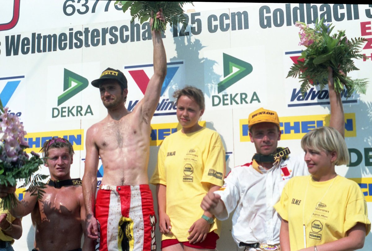 mxgpstatistics's tweet image. #ThrowbackThursday naar 1994, Bob Moore wint beide manches tijdens de Duitse 125cc GP in Goldbach. Foto is de uitslag van 2e manche, Moore, Chiodi en Trager.  #MXGPStatistics #Beup2date #PoweredbyKEMCO #KEMCOMotorsportArchives #MXGP