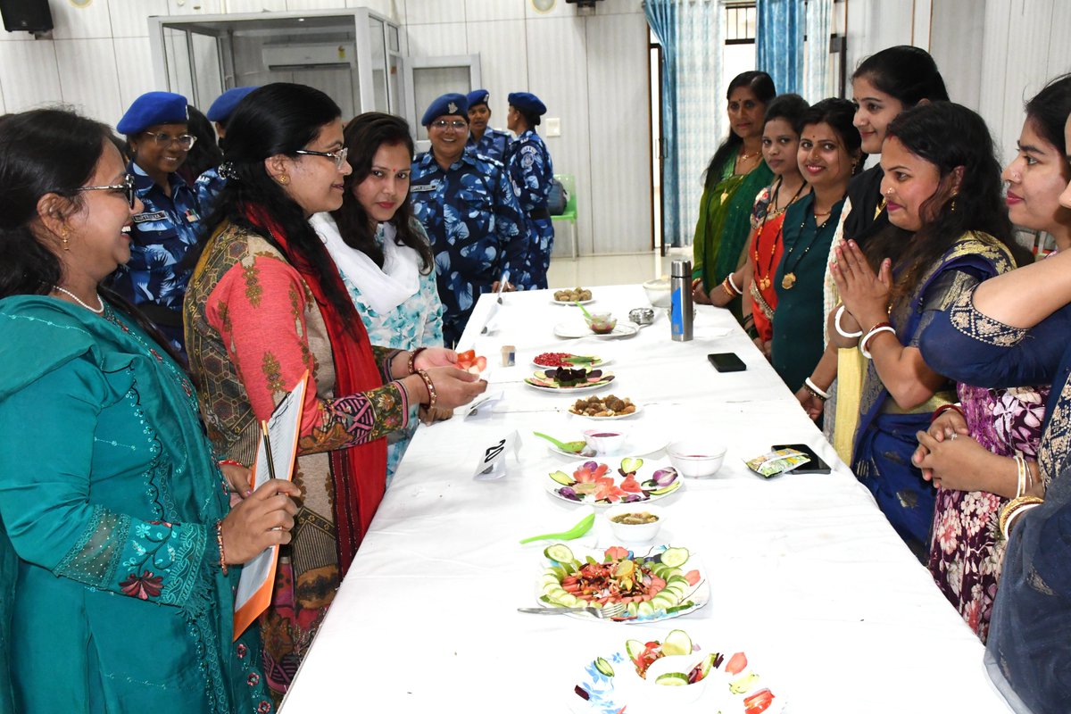 RCWA106RAF tweet media