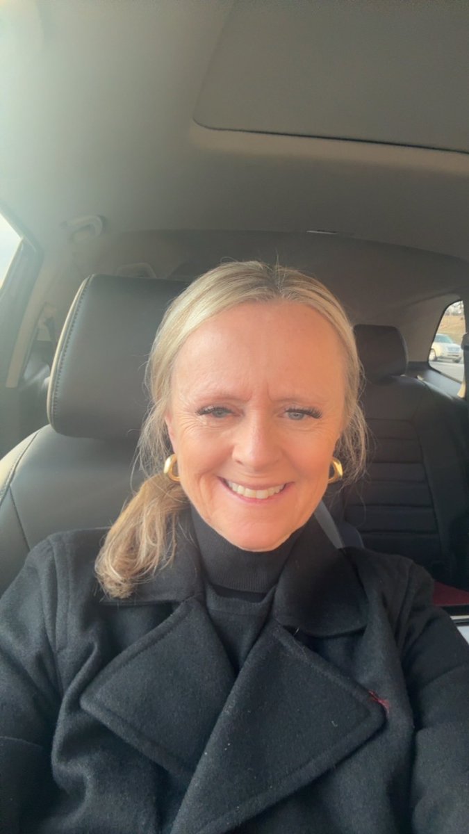 It’s Friday Eve and that gives me something to smile about. Have a great day y’all.