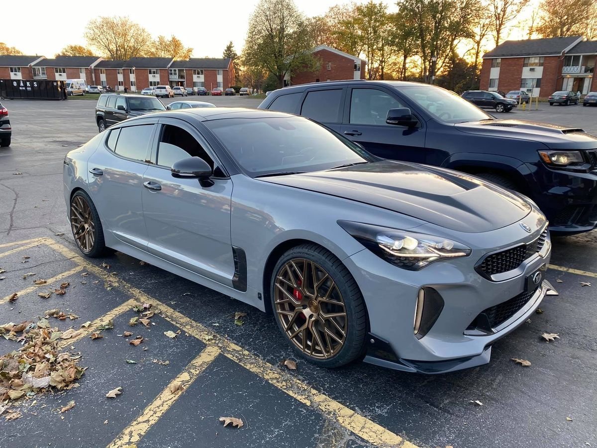 The Nardo gray finish against those bronze mesh wheels is a combination I’ll never get tired of. It’s that perfect "stealth wealth" aesthetic where you don't have to scream to be noticed in a crowded lot.
