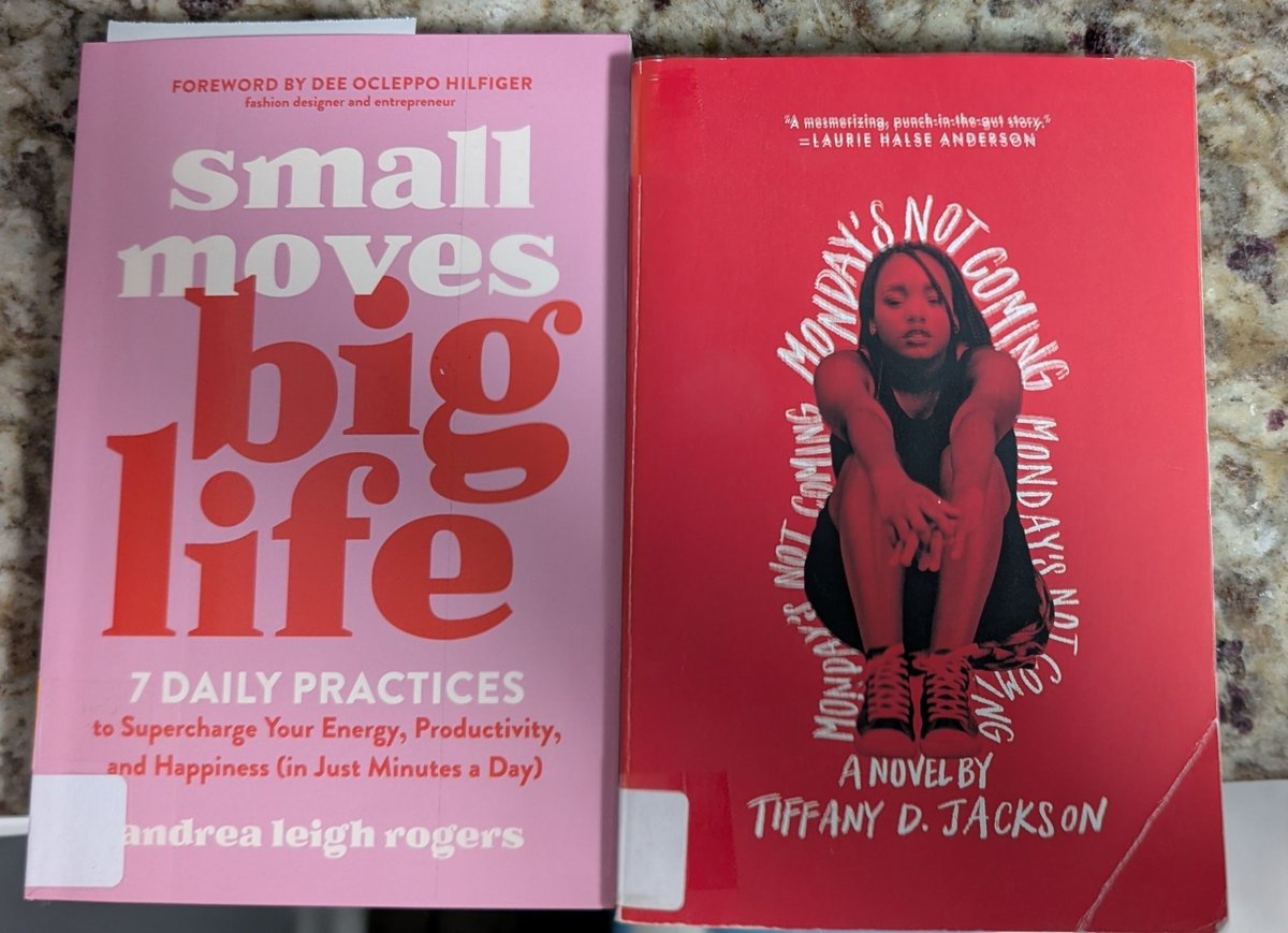 YourLibrarianApproves tweet media