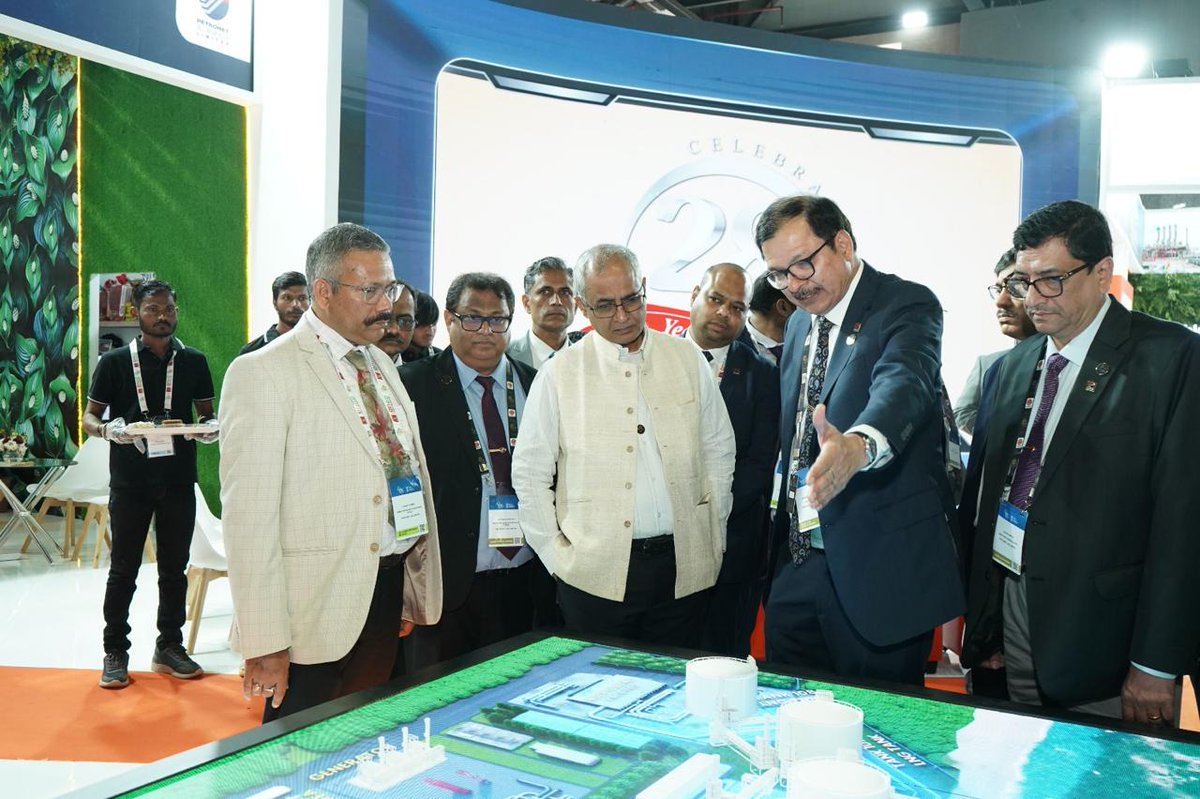 Petronet LNG Limited tweet media