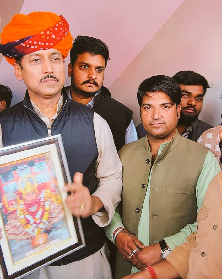KAMALSANKHLA6's tweet photo. #happybirthdayrajyavardhansinghrathore
राजस्थान सरकार में उद्योग एवं वाणिज्य व युवा मामले एवं खेल मंत्री कर्नल राज्यवर्धन सिंह राठौड़ जी को जन्मदिवस की हार्दिक बधाई और शुभकामनाएं।

ईश्वर आपको स्वस्थ, सुखी एवं सुदीर्घ जीवन प्रदान करें।

@Ra_THORe https://t.co/VE4JsEKua1