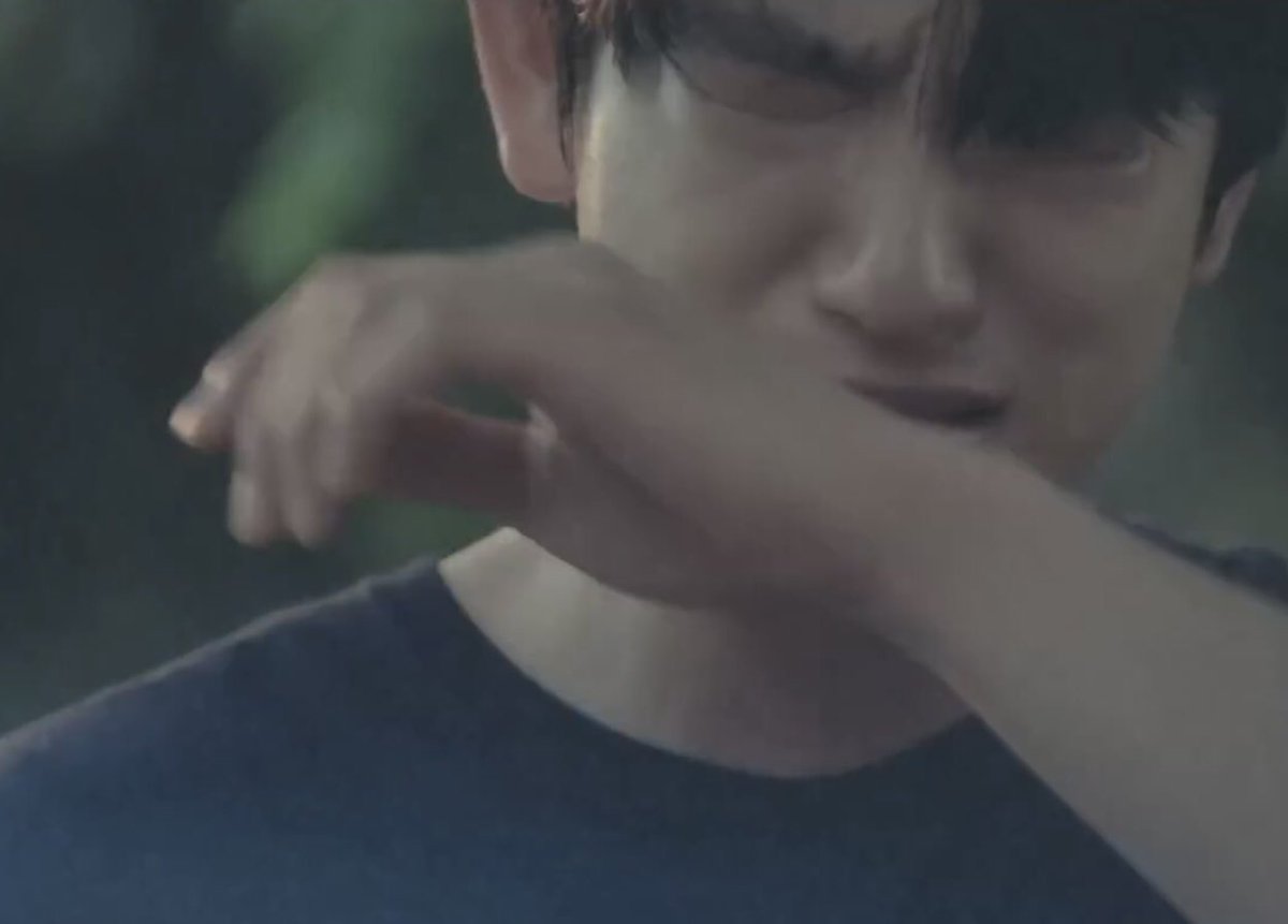 minjusrefuge's tweet image. girly make men cry.. 😧