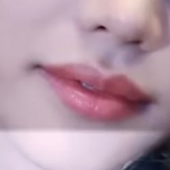 poohding_'s tweet image. 이와중에 쌀알 빼꼼인거 진짜 귀엽다ㅎㅎ