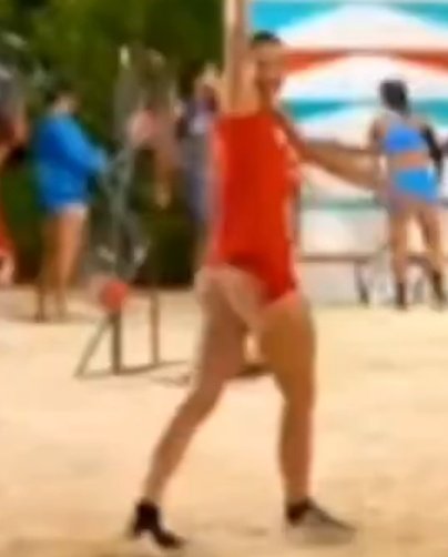 May_OnlyOne's tweet image. Crei que la Jaz andaba sin shorts. 😭😭