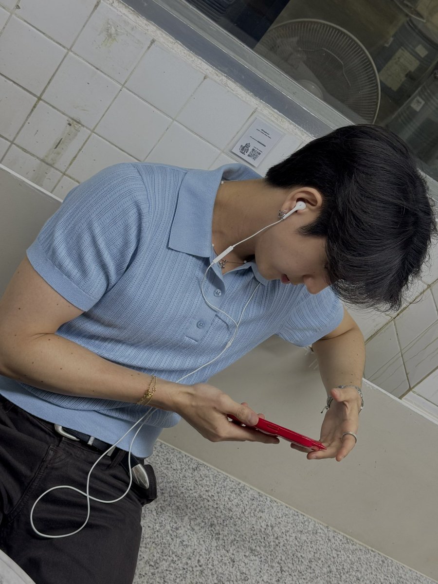 Sea_tawinan's tweet image. 🔺💙📘🔻