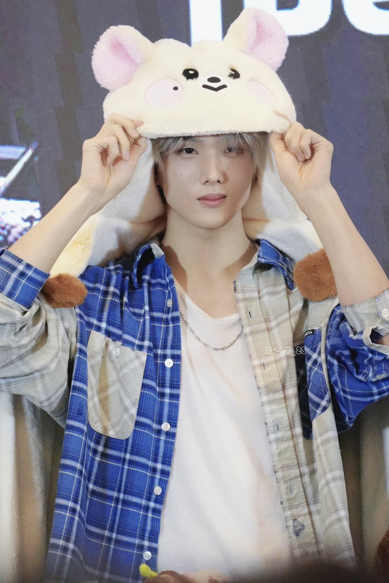 260129 KMS
밤찌랑 완전 똑같아🥹
#지성 #JISUNG #박지성