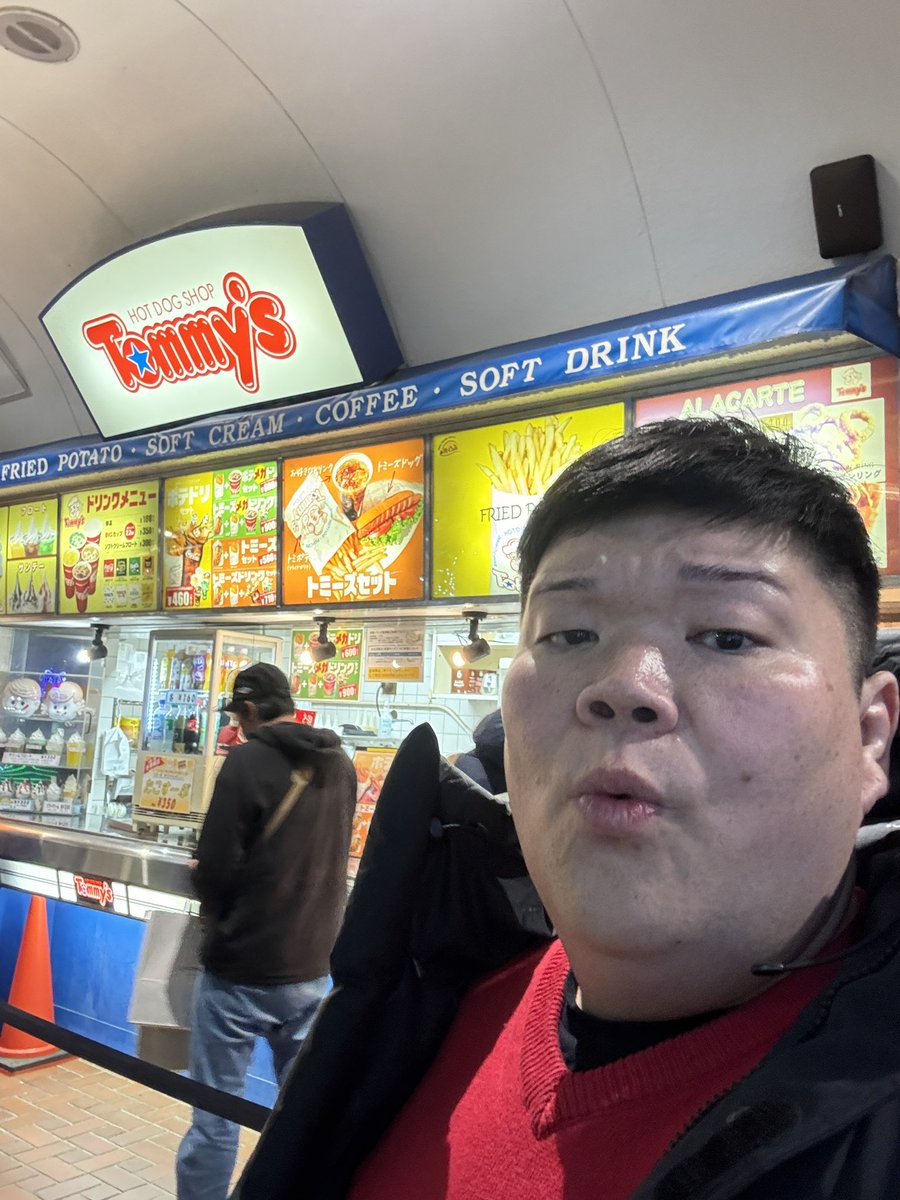 kabaking's tweet image. 本日1月29日(1番の肉の日)
43歳になりました！
🎉㊗️✨✨✨
皆さまいつもお支えいただきありがとうございます！

そして同じ誕生日
藤崎マーケット田崎さん
川西賢志郎さん
きゃりーぱみゅぱみゅさん
おめでとうございます🎉㊗️✨