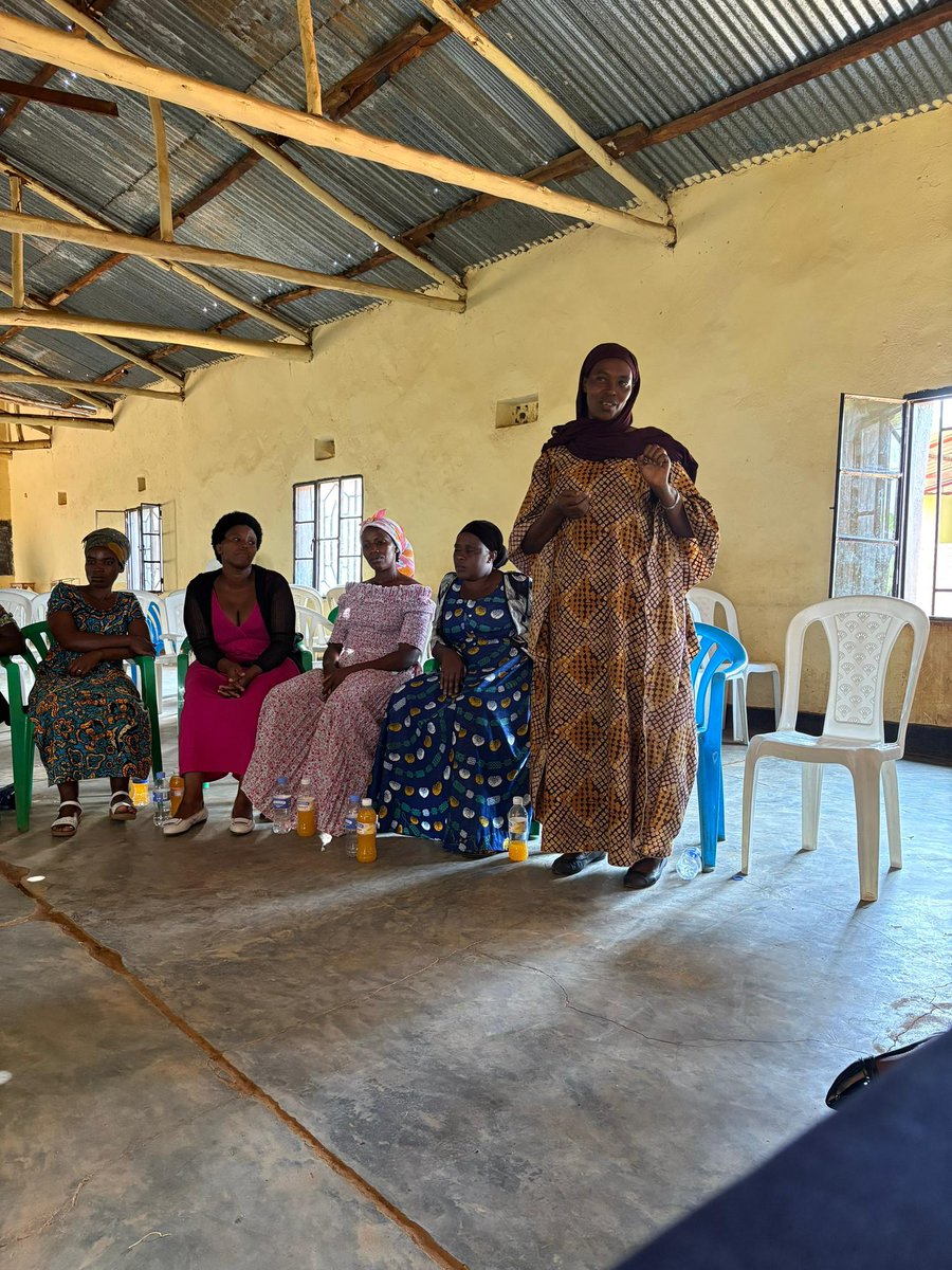 Resonate tweet media