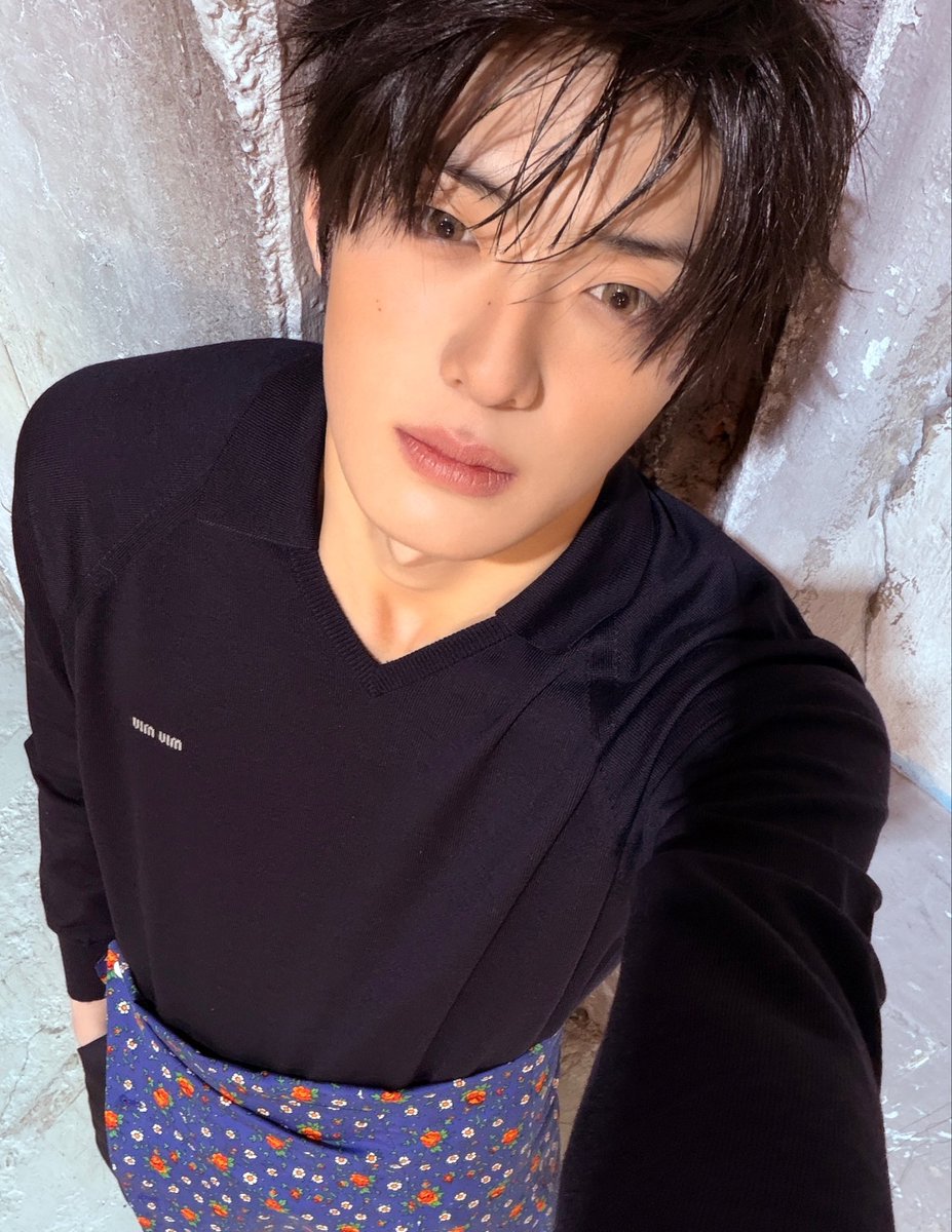 PoP_wclw9's tweet photo. 260129 #상현 플챗포스트 ♥ 

❄️🧊❄️🧊❄️🧊❄️🧊❄️🧊❄️🧊❄️🧊  요즘 저희 연습실에서는 항상 얼어있는 반쪽짜리 한강을 볼 수 있어요 ㅋㅋㅋㅋ  🧊❄️🧊❄️🧊❄️🧊❄️🧊❄️🧊❄️🧊❄️ https://t.co/W0EyIOFgAA