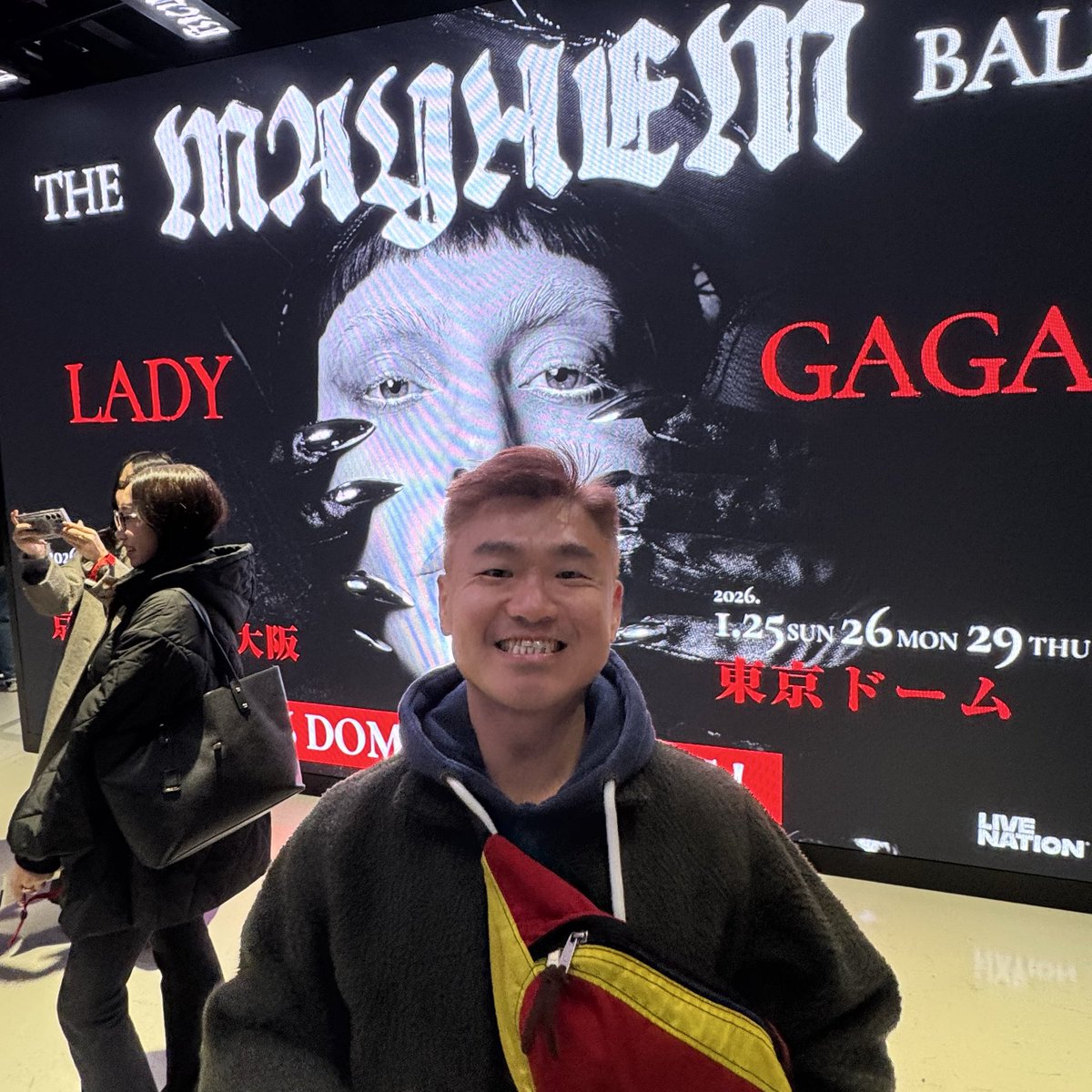 jaysonic73's tweet photo. What a great concert tonight! https://t.co/QFKvsqsgjI