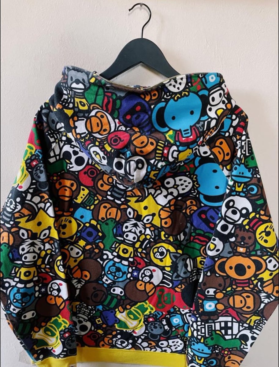 grailedpolice's tweet photo. Bape Sweater from 2006 https://t.co/lw9IcwjALj