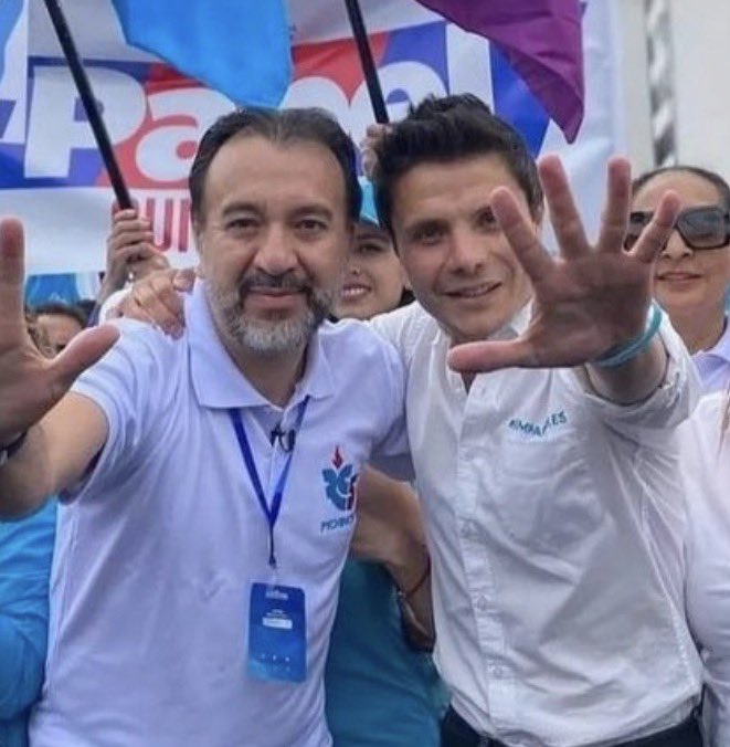 MirkitaOrellana's tweet photo. Wilson Merino es la @marcelaguinaga versión hombre https://t.co/D7WgCQLhWi