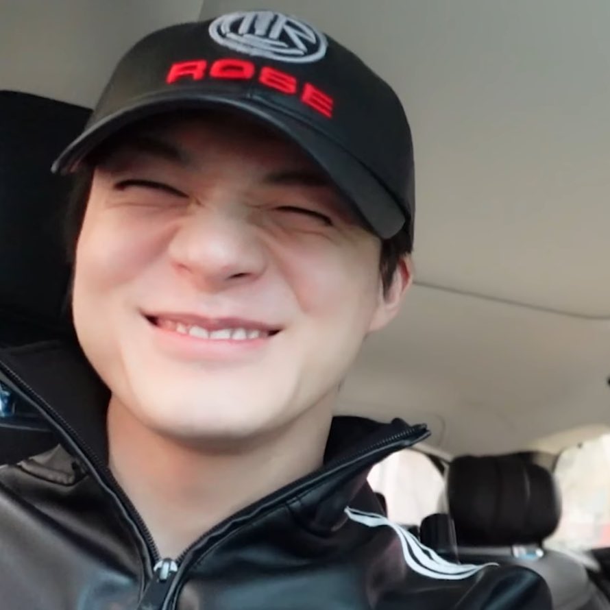 ♡ ⊹ ₊ .♡    ‧₊˚.          · ˚⊹   ⋆  
╭◜◝ ͡ ◜◝╮   ⋆╭◜◝ ͡ ◜◝╮. ⊹
( .◜◡◝     )♡   ( .◜◡◝     ) ₊ ♡
╰◟◞ ͜ ◟◞╭◜◝ ͡ ◜◝╮ ͜ ◟◞╯.  ⊹ ⋆
.  ⋆ ♡︎ ⊹ ( .◜◡◝      ) ₊  . ⊹ ♡ 
₊ 　⋆      ╰◟◞ ͜ ◟◞╯  . ⊹ ⋆♡ . ⊹